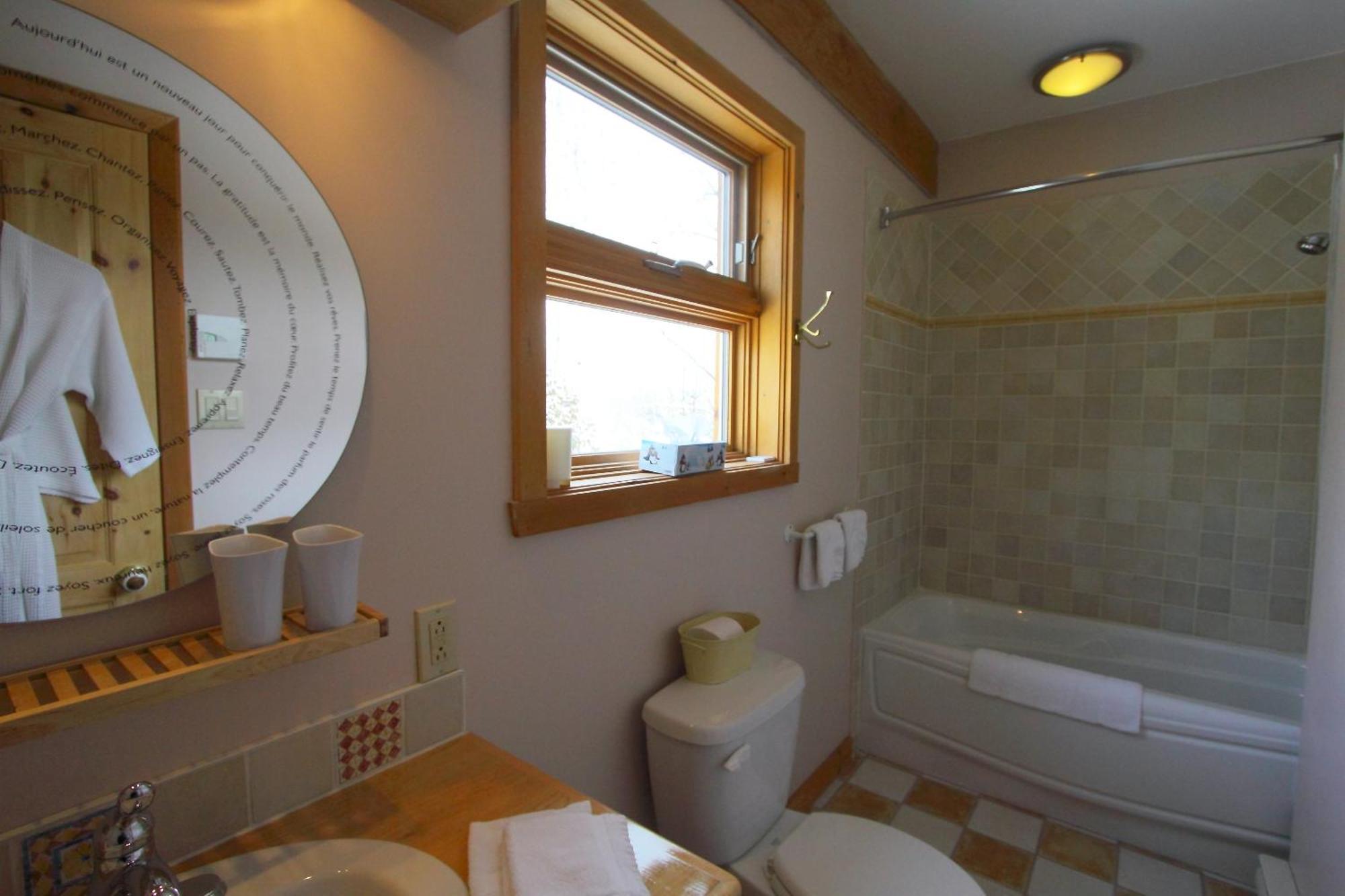 Escale Du Nord Bed & Breakfast Mont-Tremblant Luaran gambar
